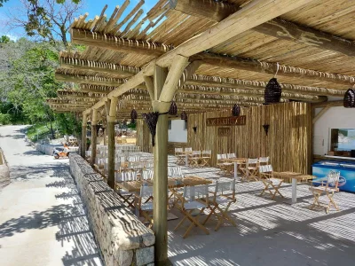 Kačjak beach bar