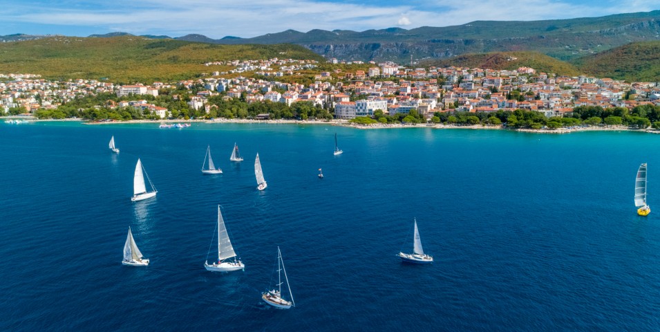 Genießen Sie Meeresfrüchte-Delikatessen by Jadran auf der 58. Fischerwoche in Crikvenica